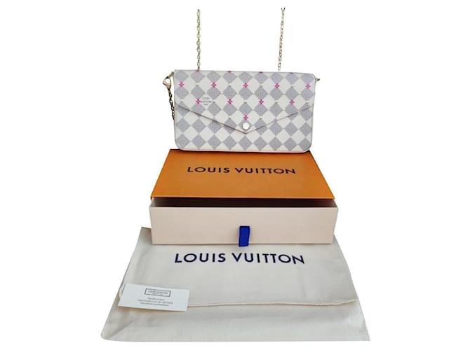Louis Vuitton Felicie clutch Multiple colors  ref.536121