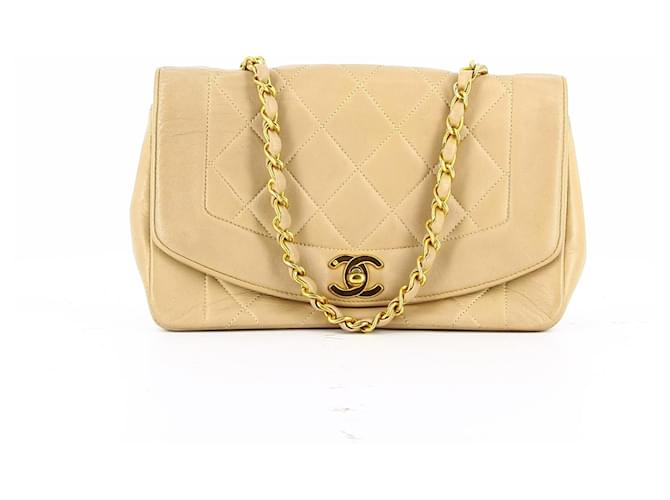 Chanel Diana bege Couro  ref.536985