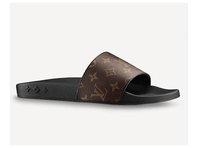 Louis Vuitton LV Mules waterfront Brown Rubber  ref.537165