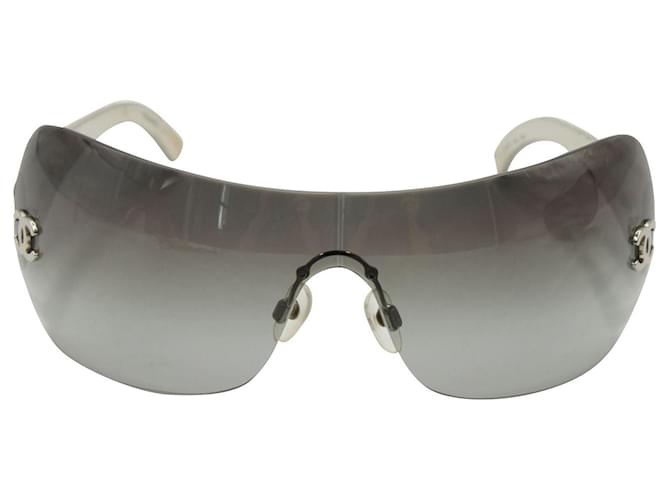 Chanel Silver Quilted CC Sunglasses Silvery Metallic Plastic ref