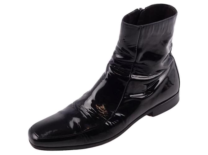 FENDI Botas FENDI botas curtas sapatos de salto de couro esmaltado sapatos femininos feitos na Itália tamanho preto 8 (equivalente a 27 cm)  ref.537332
