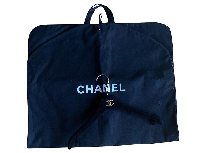 Chanel Funda de viaje para paños Negro