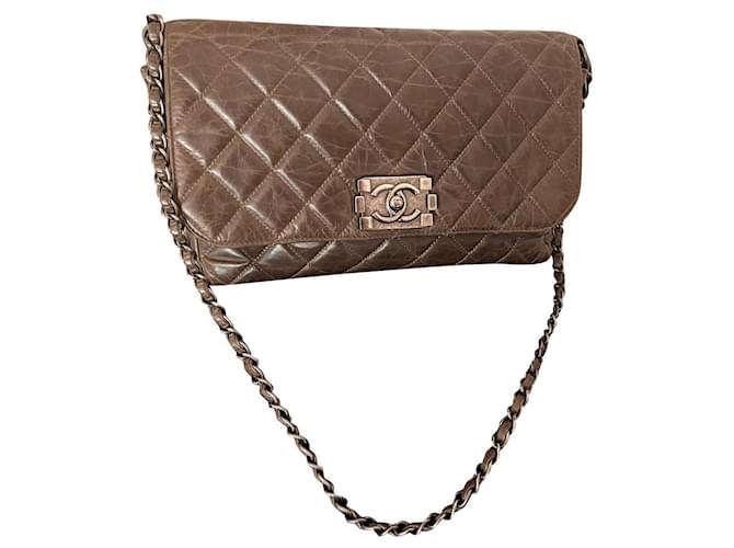 chanel boy Brown Leather  ref.537847
