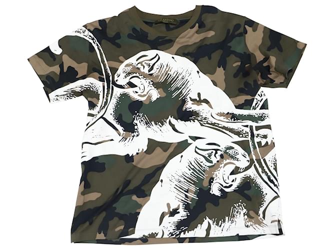 Valentino Camouflage with Panther Print T-shirt in Green Cotton  ref.538384