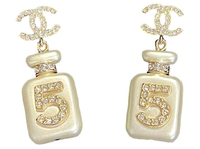Chanel 22s earrings Golden Gold hardware Metal  - Joli Closet