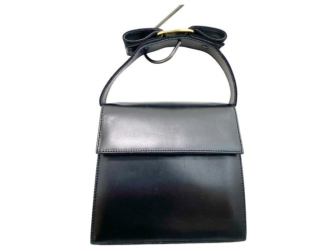Salvatore Ferragamo Vala Nero