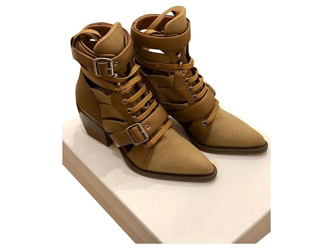 Chloé Pair of camel Rylee ankle boots Brown Beige Caramel Leather Cloth  ref.542815