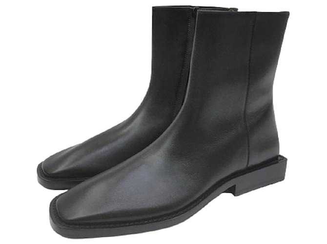 *BALENCIAGA Balenciaga boots Size: 38 Color: Black model: BB LOGO SIDEZIP BOOTS Leather  ref.542893