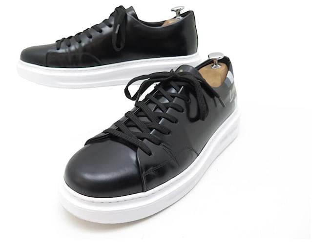 LOUIS VUITTON SHOES BEVERLY HILLS SNEAKERS 7 41 BLACK PATENT LEATHER SHOES  ref.543077
