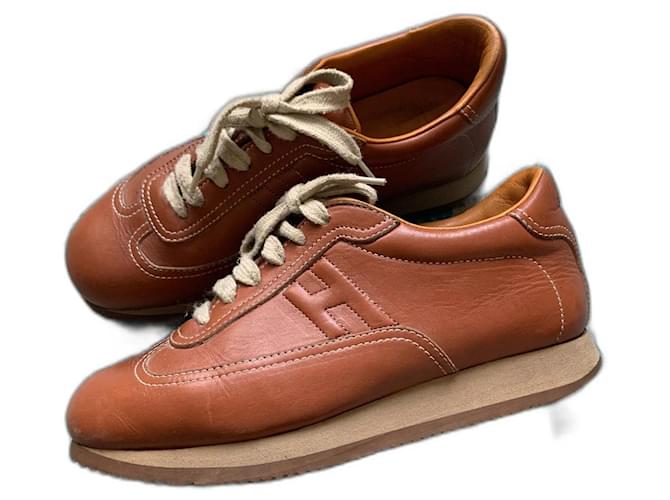 Quicker Hermès sneakers Caramel Leather  ref.543374