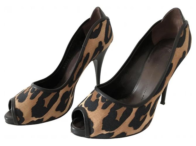 Giuseppe Zanotti Leopard Print Open Toe Pumps