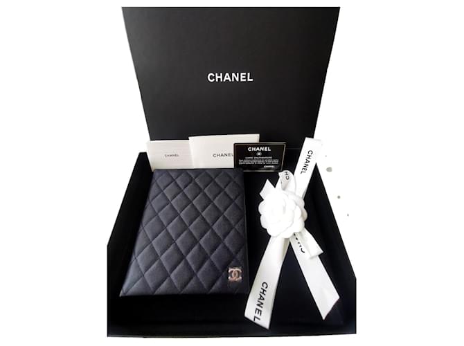 Chanel Purses, wallets, cases Navy blue Leather  - Joli Closet
