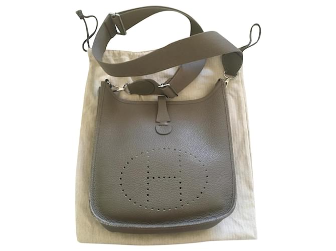 Evelyne Hermès Handbags Taupe Leather  ref.548875