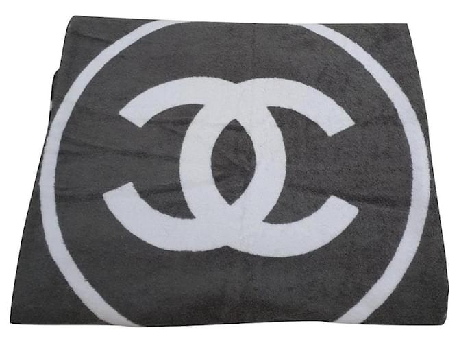 Chanel XL towel White Grey Cotton  ref.549658
