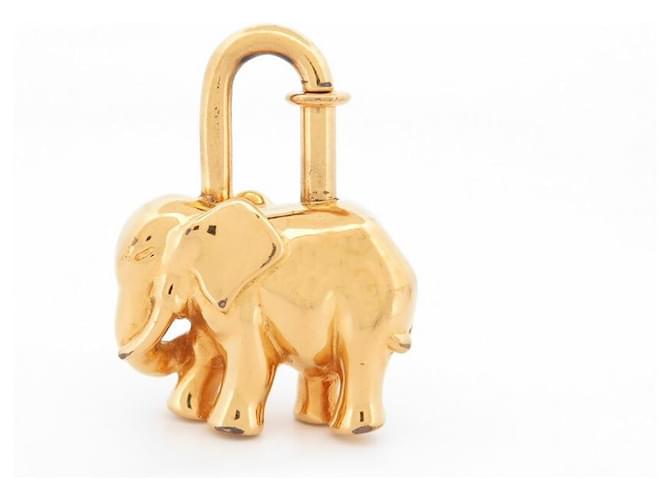 Other jewelry Hermès RARE PADLOCK HERMES CHARM ELEPHANT IN GOLD METAL PENDANT PADLOCK KEYRING Golden  ref.549678