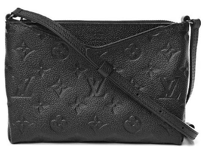 Louis Vuitton Embrague Pallas BB Negro Cuero  ref.550588
