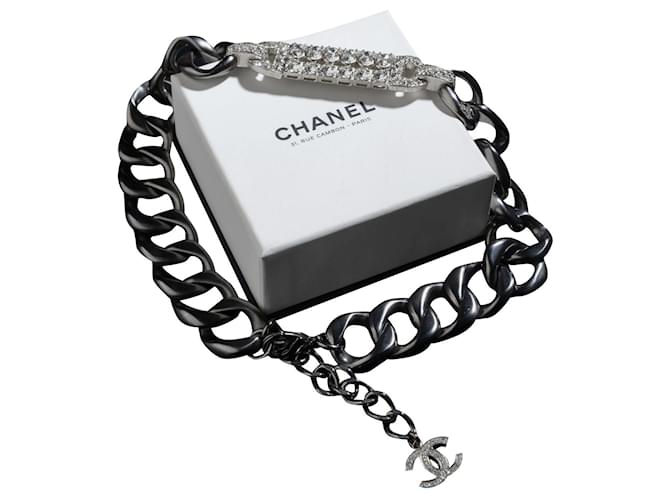 Außergewöhnliche Chanel-Armbandkette Silber Hardware Stahl  ref.551425