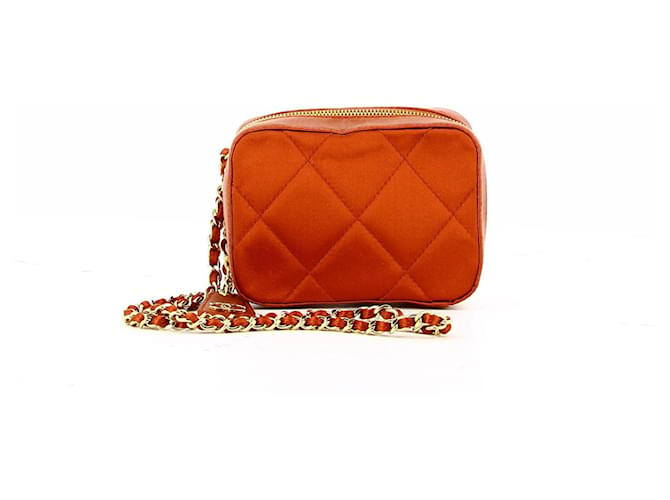Chanel petit sac matelassé rouge Coton  ref.552942