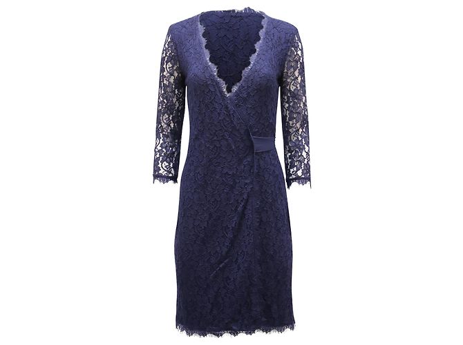 Abito a portafoglio Diane Von Furstenberg in rayon blu navy e pizzo