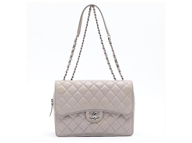 Timeless Chanel intemporal Cinza Couro  ref.554971