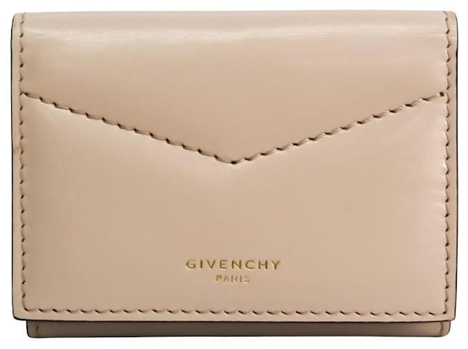 Givenchy Pink Leather  ref.556996