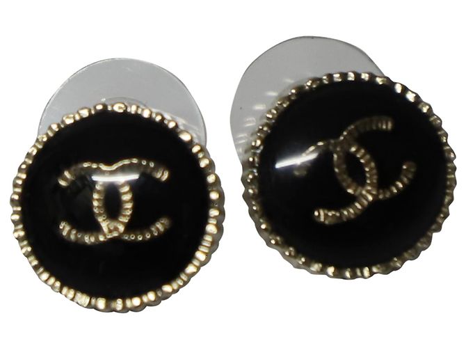 Chanel Channel CC-Knopf-Ohrringe aus schwarzem Metall