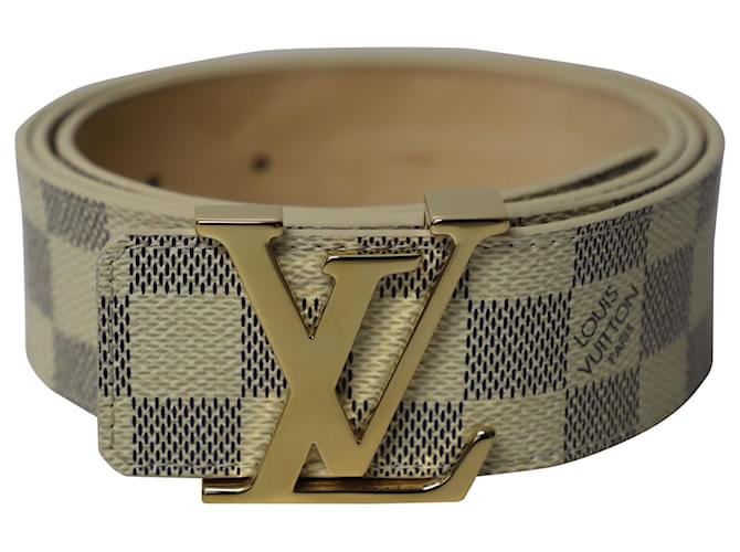 Louis Vuitton LV Initiales Reversible Belt in White Leather ref.557634 -  Joli Closet