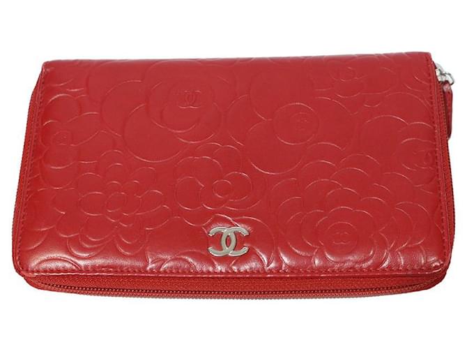 Chanel Wallets Red Leather ref.558907 Joli Closet