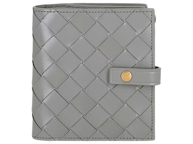 Bottega Veneta Brieftasche aus zweifach faltbarem Intrecciato-Leder mit Reißverschluss Grau Kalbähnliches Kalb  ref.560983