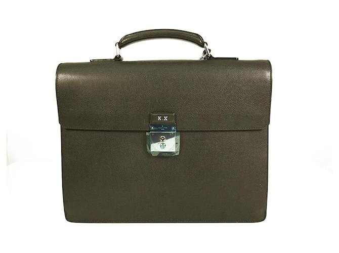Louis Vuitton Ambassador Serviette Laguito Kourand briefcase in black taiga leather  ref.561126
