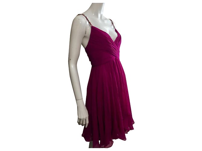 Vestido de chiffon de seda Marchesa Notte com alças cravejadas Rosa Fuschia