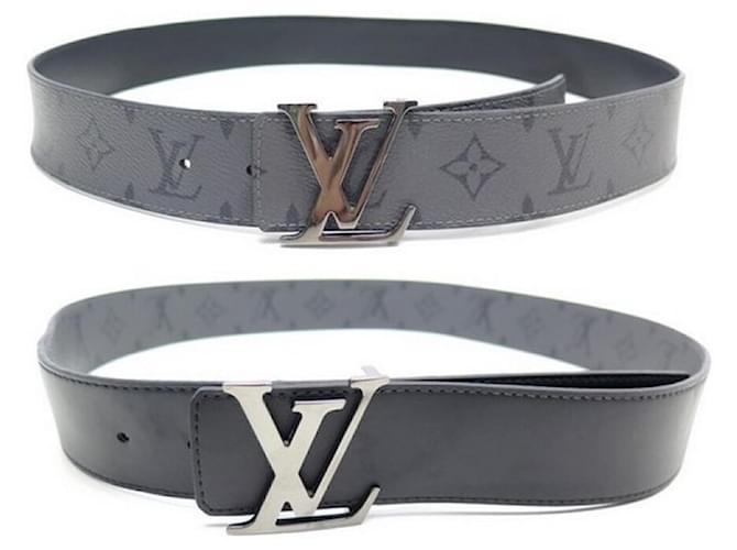 Louis Vuitton LV Initiales 40mm Reversible Belt Grey Monogram Canvas. Size 100 cm