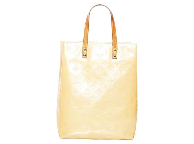 Louis Vuitton Reade Beige Patent leather  ref.563187