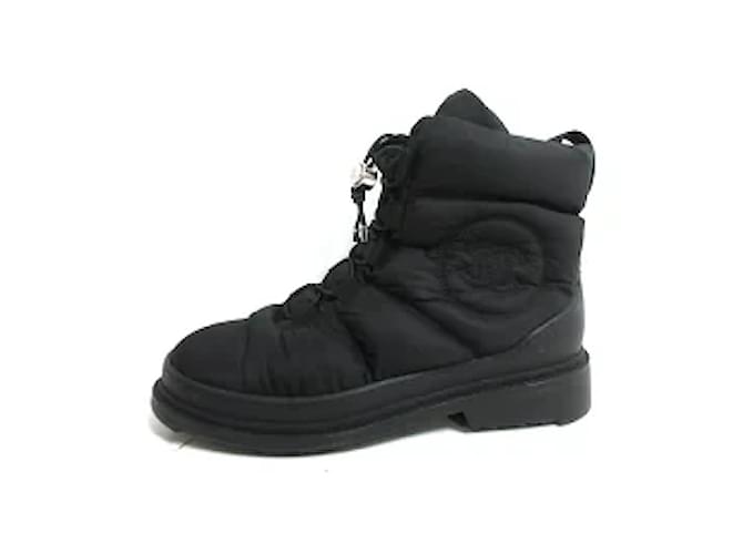 Chanel botas Negro Nylon  ref.565609
