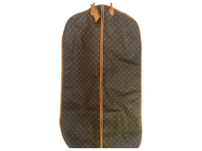 Louis Vuitton Housse Porte Marrone Pelle