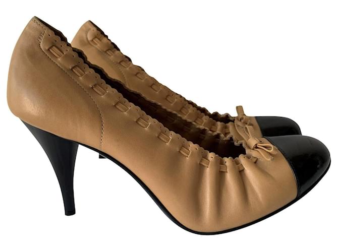 New Chanel Burgundy Wine Bordeaux Patent Leather Logo Heels Pumps Shoes  38.5 40