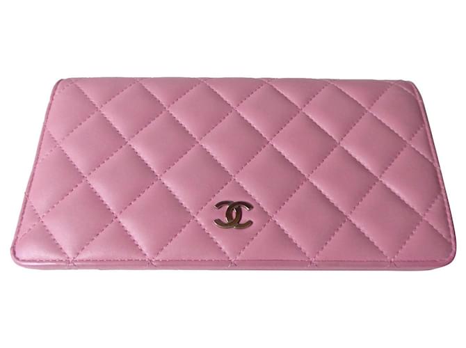 Chanel Portefeuille rose Cuir  ref.566904