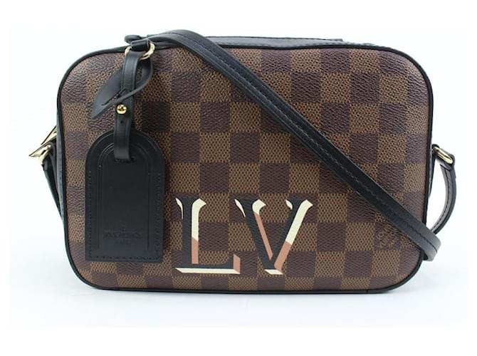 Louis Vuitton Discontinued Damier Ebene Santa Monica Crossbody Camera Box  Leather ref.567318 - Joli Closet