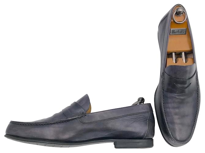 Berluti loafers in purple leather  ref.567692