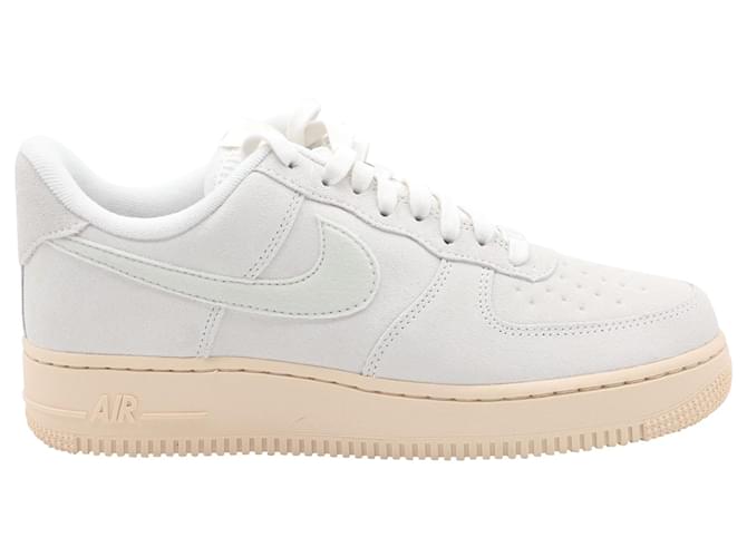 Nike Air Force 1 Low Winter Premium Summit in White Suede  ref.567749