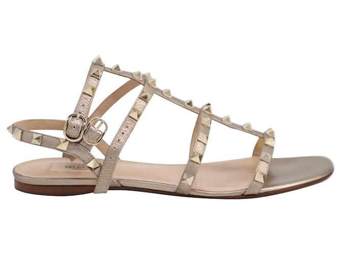 Rockstud flat calfskin discount sandal