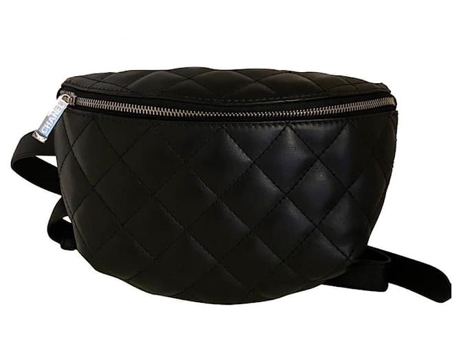Executive Chanel Uniform Belt Pouch Black Leather  ref.568324