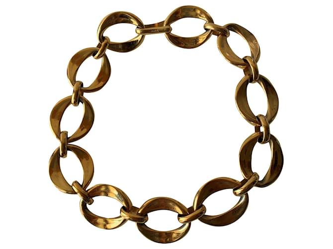 Chanel Colares Dourado Metal  ref.569464