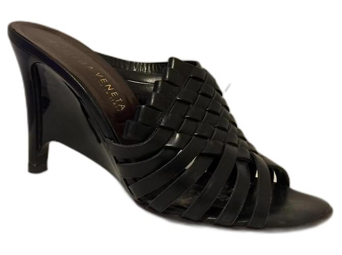 Bottega Veneta intrecciato sabot in nero Pelle  ref.569839