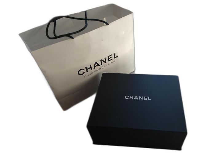 boite vide chanel pour sac a main Noir