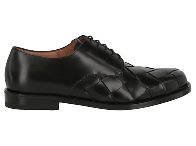 Intrecciato Leather Derby Shoes in Black - Bottega Veneta
