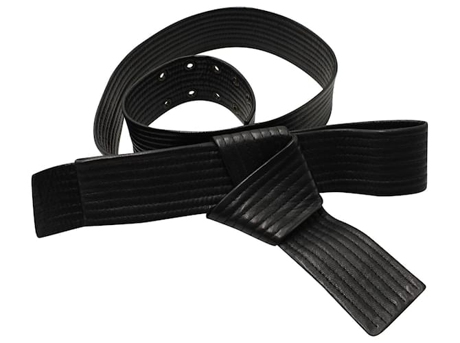 Lanvin Steppgürtel mit Schleife aus schwarzem Leder  ref.570687