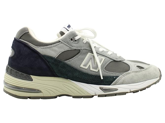New Balance 991 Sneakers in Nu Block Grey Suede Leather  ref.571021