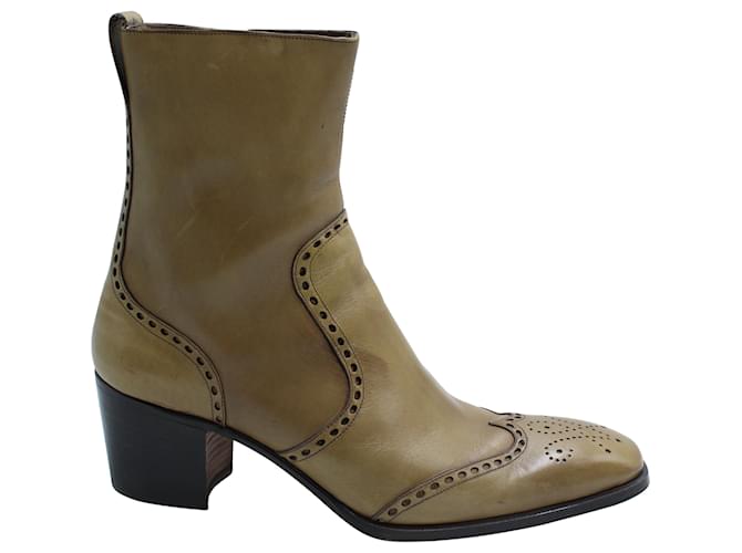 Yves Saint Laurent Johnny Boots in Brown Leather  ref.571110