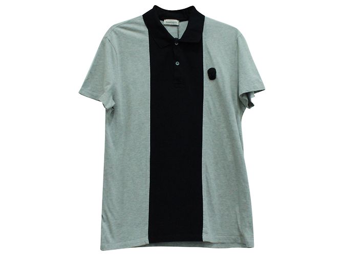 Polo de algodón gris con parche de calavera de Alexander McQueen